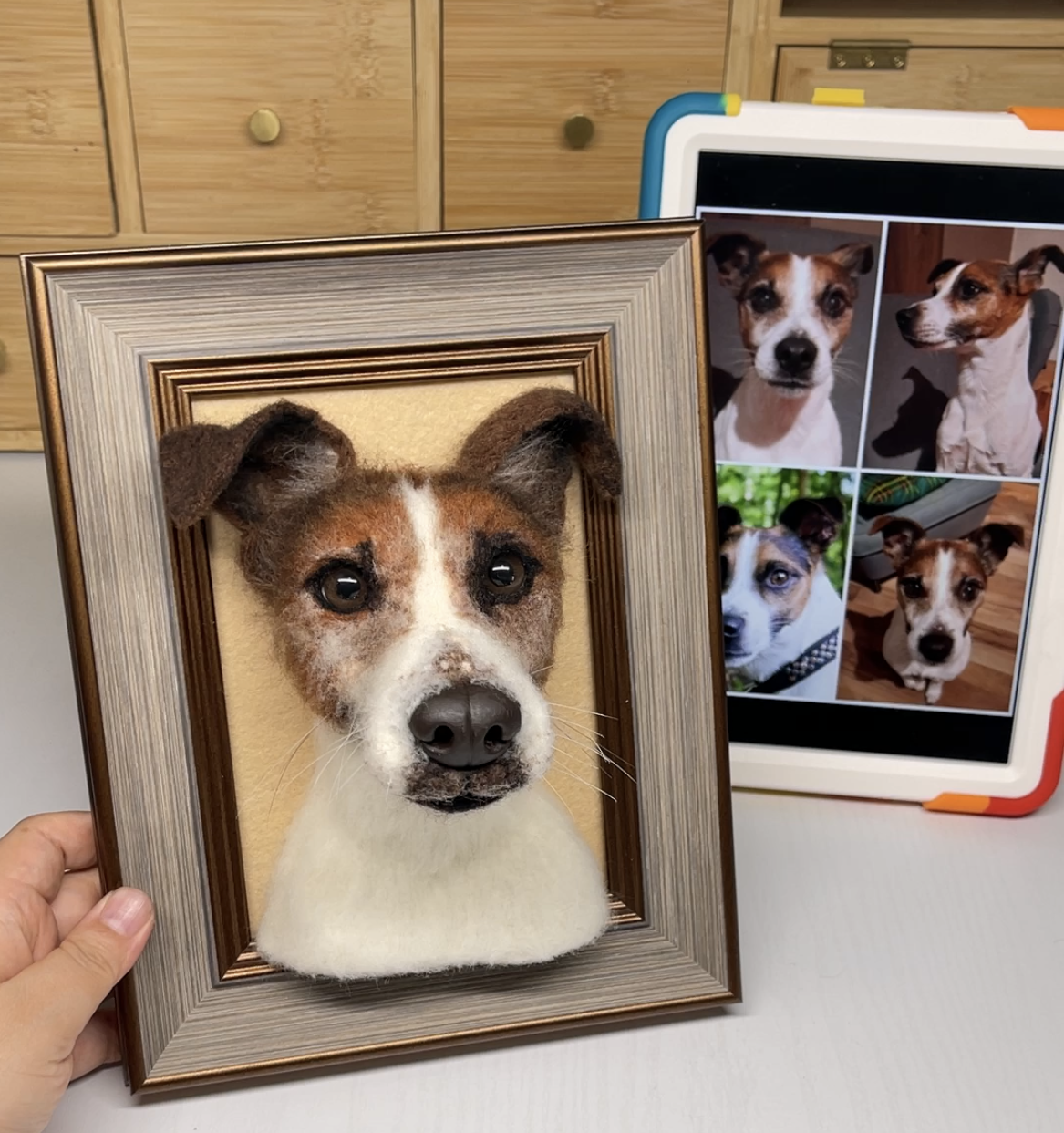 Crafting a Heartfelt Tribute: The Wool Portrait of Moritz - Pawloom Studio